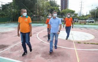 David Almeida garante revitalização de espaços públicos durante visita ao parque dos Bilhares