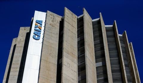 Trabalhadores nascidos em maio podem sacar auxílio emergencial