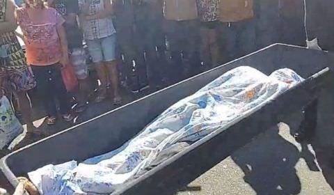 Cabelereiro é morto com 12 facadas dentro de salão em Manaus