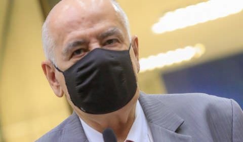 “Governo federal perderá R$ 30 bilhões para privatizar a Eletrobras”, diz deputado