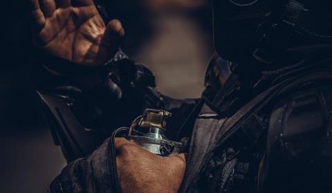 URGENTE: Policial militar aposentado é levado como refém durante assalto em Manaus