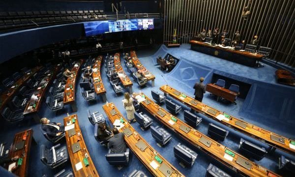 Senado aprova MP que aumenta a tributação sobre o lucro dos bancos