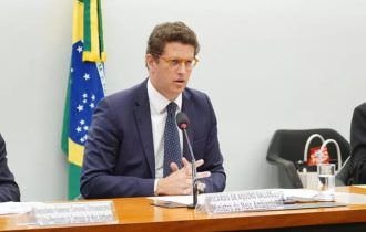 Ricardo Salles pede a Bolsonaro demissão do Ministério do Meio Ambiente