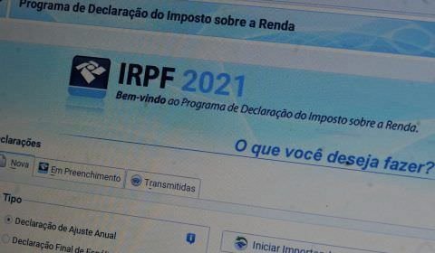 Guedes anuncia que faixa de isenção do IR passará para R$ 2,5 mil