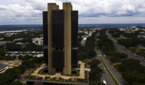 Contas públicas registram déficit de R$ 15,5 bilhões em maio