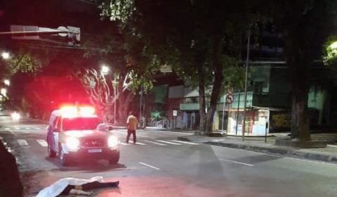 Homem morre após ser atropelado por motorista que não prestou socorro no Centro de Manaus