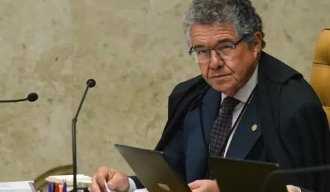 O decano do Supremo Tribunal Federal, Marco Aurélio Mello, disse nesta quinta-feira (1º) que torce para que o advogado-geral da União, André Mendonça, o substitua.