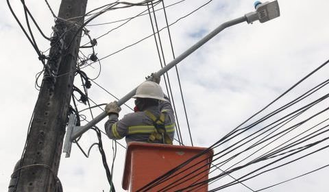 Prefeitura instala mais de 25 mil pontos de iluminação a LED por toda a cidade nos primeiros 180 dias de gestão