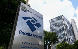 Receita libera consulta a terceiro lote de restituição do Imposto de Renda