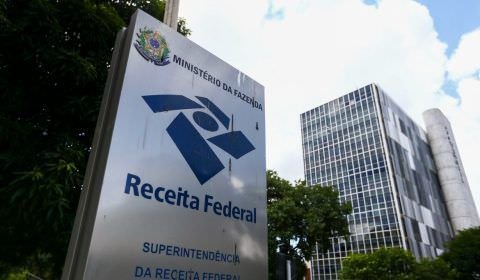 Receita libera consulta a terceiro lote de restituição do Imposto de Renda