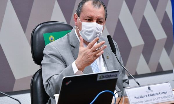 Documentos revelados pela CPI sobre 'kit covid' no Amazonas provocam críticas de senadores