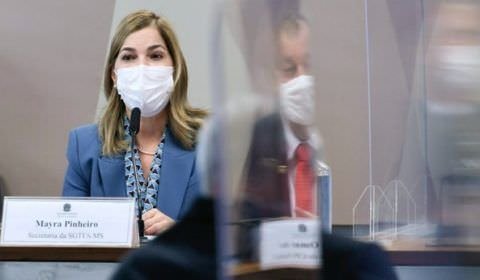 ‘Capitã Cloroquina’ pediu que servidores do governo Wilson Lima fossem Ubers de médicos