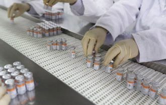 Butantan recebe 2 milhões de doses prontas da vacina CoronaVac