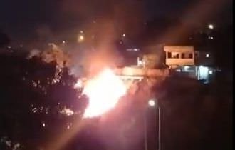 URGENTE: Fogo na barreira deixa moradores desesperados (Veja o vídeo)