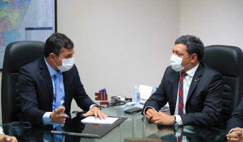 Wilson Lima anuncia Felipe Souza como novo líder do Governo da Aleam