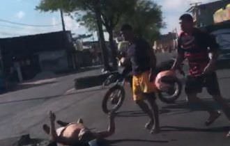 Motoristas saem na ‘porrada’ na avenida Cosme Ferreira (veja o vídeo)