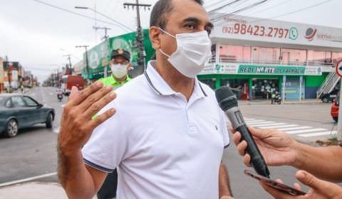 Vereadores de Manaus reclamam de ser ignorados por secretário, que diz estar à disposição