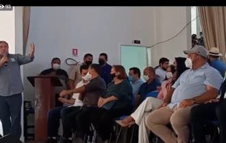 Estamos juntos Carlinhos Bessa’, dispara Átila Lins em evento da Prefeitura de Tefé 