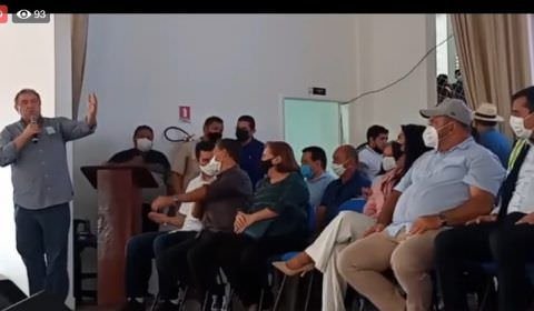 Estamos juntos Carlinhos Bessa’, dispara Átila Lins em evento da Prefeitura de Tefé 