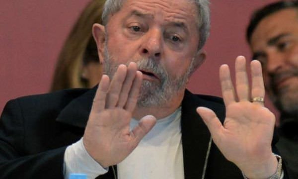 Anulação de processos de Lula pode gerar prejuízo de mais de R$ 2 bi aos cofres públicos