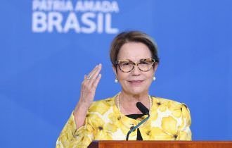 Ministra Tereza Cristina testa positivo para a Covid-19