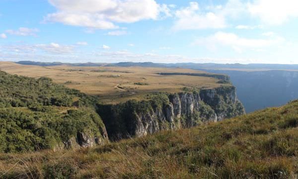 BC publica relatório e normas sobre gestão de riscos climáticos