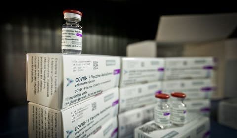 Fiocruz entrega novo lote com 937 mil doses de vacinas contra covid-19