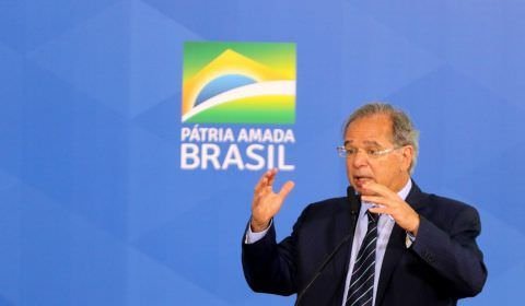 Prioridade zero é Bolsa Família de R$ 300, diz ministro