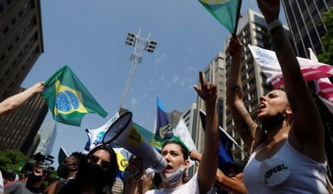 Capitais registram manifestações contra o governo federal