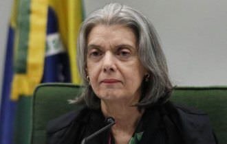 Cármen Lúcia mantém quebra de sigilo de assessora especial da Presidência da República