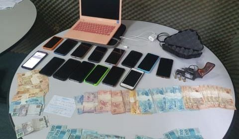 Grupo é preso suspeito de desviar dinheiro de posto de combustível no AM