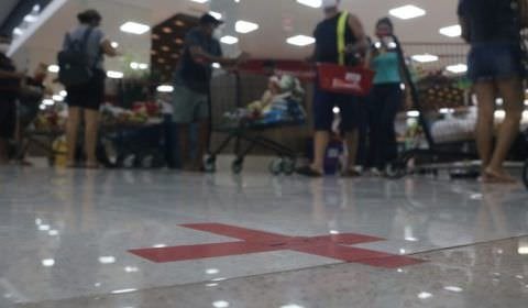 Supermercados de Manaus são multados por descumprirem medidas restritivas