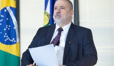 Aras diz à CNN que vai submeter ao STF todas as decisões sobre CPI da Pandemia