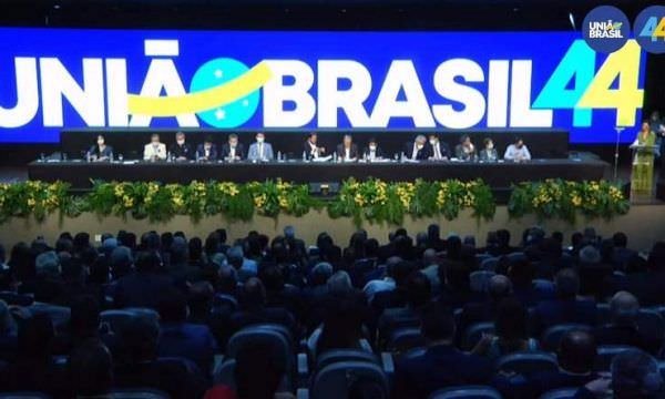 DEM e PSL confirmam fusão e criação do União Brasil