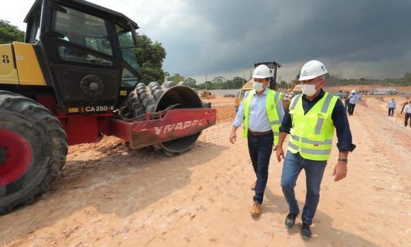 Governador Wilson Lima vistoria obras da segunda fase do complexo viário Anel Sul, na zona oeste de Manaus