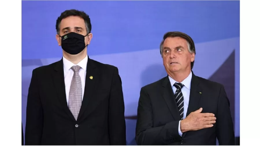 Bolsonaro diz que não tem como pagar precatórios e critica Pacheco