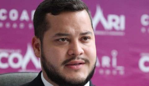 Adail Filho sugere a Ronaldo Tiradentes aposta sobre resultado da eleição em Coari