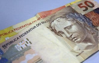 Caixa paga auxílio emergencial a nascidos em agosto