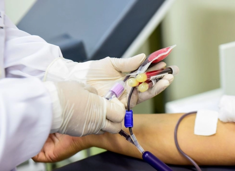 Lei torna obrigatório teste de covid-19 em doadores de sangue no Amazonas