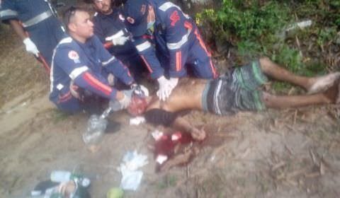 Homem morre ao cair de mangueira no Conjunto Vila Amazonas.
