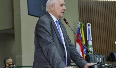 Projeto que altera cálculo do ICMS gera falsa redução do preço dos combustíveis, diz deputado