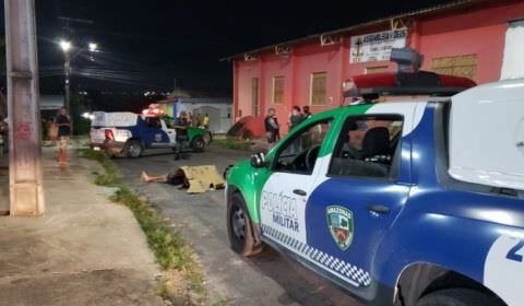 Ataque criminoso deixa dois mortos e duas mulheres feridas na zona norte de Manaus