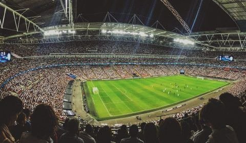 Ranking dos 10 times de futebol que pagam os maiores salários