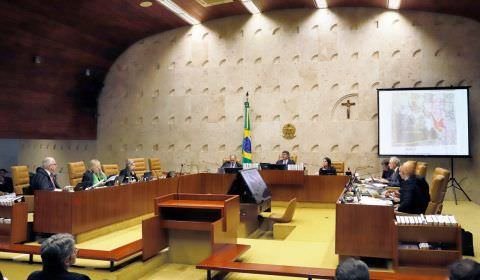 STF mantém lei que proíbe realização de showmícios para promover candidatos em disputas eleitorais