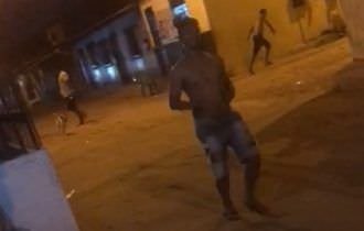 Moradores vivem momento de terror durante tiroteio (Veja o vídeo)