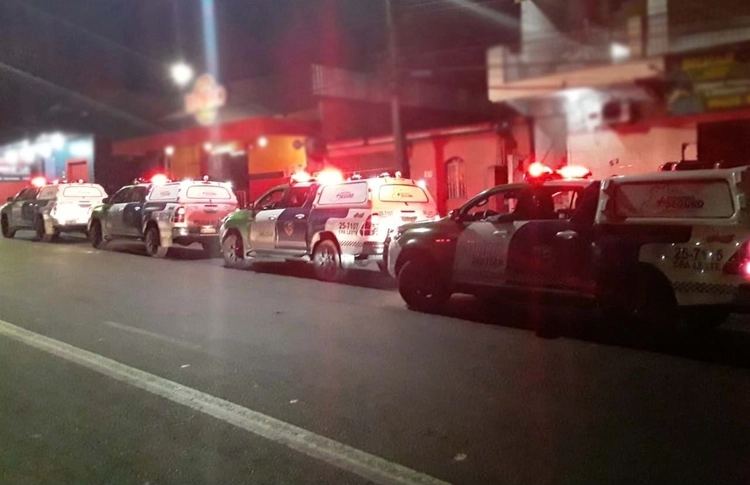 Homem é preso após assaltar passageiros de ônibus em Manaus