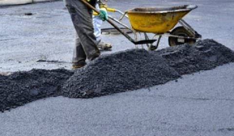 Deputado denuncia irregularidades em obra de pavimentação da AM-010