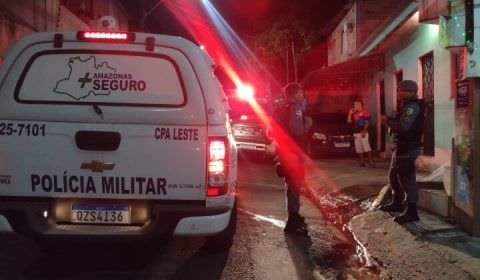 Cabeleireiro é executado com vários tiros no Zumbi; veja vídeo