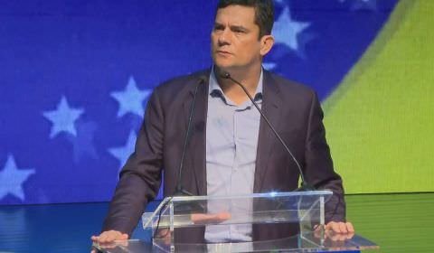 Sergio Moro se filia ao Podemos com discurso em defesa da Lava Jato