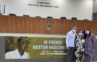 Graça Prola recebe prêmio por ações voltadas para a igualdade racial e a luta antirracista
